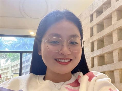 PROFILE: ALICE GUO .